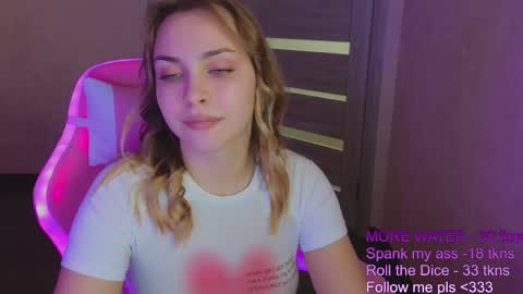 Snapshot of _gravity chatting on 01.30.25 _gravity online show from 01.30.25