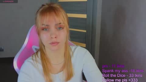 Snapshot of _gravity chatting on 02.15.25 _gravity online show from 02.15.25