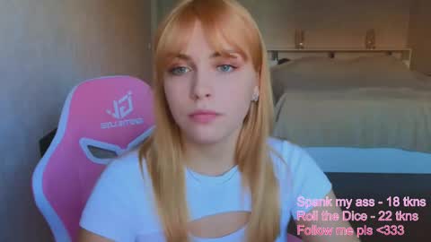 Snapshot of _gravity chatting on 03.07.25 _gravity online show from 03.07.25