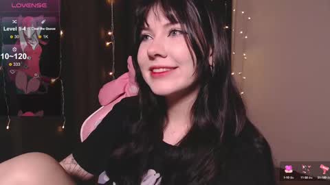 Snapshot of _gummybears_ chatting on 03.01.25 Tori online show from 03.01.25