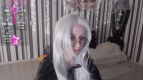 Hannaolotl online show from 10.31.25