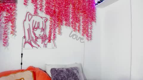 Snapshot of _hanna_sky chatting on 10.15.25 Hanna Botero online show from 10.15.25