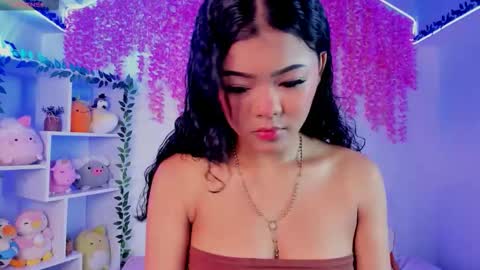 Snapshot of _hanna_sky chatting on 11.18.25 Hanna Botero online show from 11.18.25