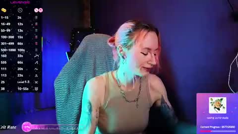 Snapshot of _helencarter chatting on 07.05.26 Helen Carter 3 Next stream 2330 MSC online show from 07.05.26