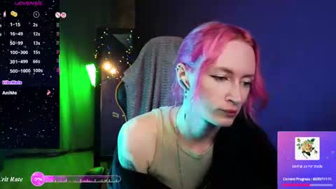 Snapshot of _helencarter chatting on 07.25.26 Helen Carter 3 Next stream 2330 MSC online show from 07.25.26