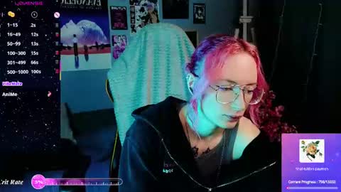 Snapshot of _helencarter chatting on 07.28.26 Helen Carter 3 Next stream 2330 MSC online show from 07.28.26