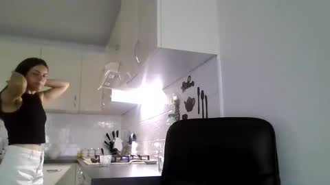 Snapshot of _hidden_frommymoom_ chatting on 07.05.26 Criss4u online show from 07.05.26