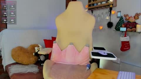 _hottie__ online show from 12.20.24