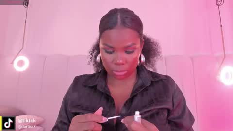 Darlis  online show from 02.26.26