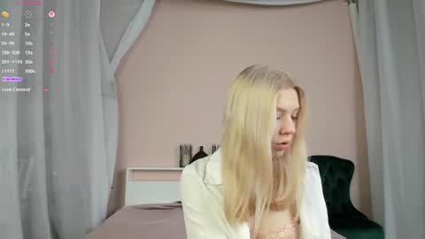 Daisy online show from 12.19.25