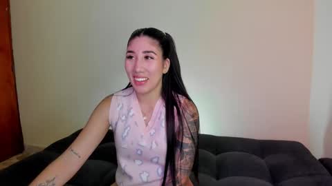 Isabella online show from 12.23.25