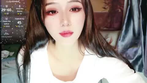 Snapshot of _iuiu_ chatting on 11.14.25 UU online show from 11.14.25