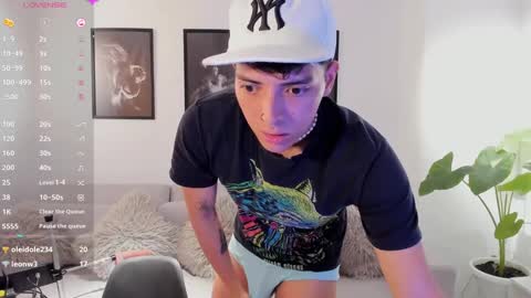 Snapshot of _jacobmiller__ chatting on 02.11.25 J A C O B online show from 02.11.25