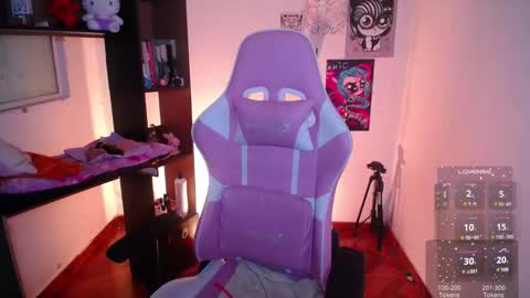 _jadee_p_ online show from 12.16.25