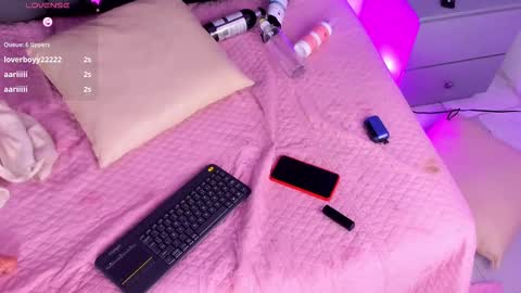 Snapshot of _jasmine_blush chatting on 09.14.25 Jasmine online show from 09.14.25