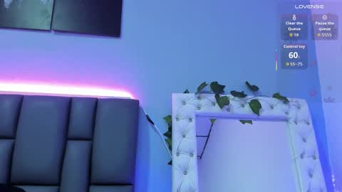 Snapshot of _jasmine_blush chatting on 10.13.25 Jasmine online show from 10.13.25