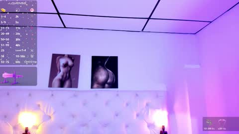 Snapshot of _jasmine_blush chatting on 11.21.25 Jasmine online show from 11.21.25