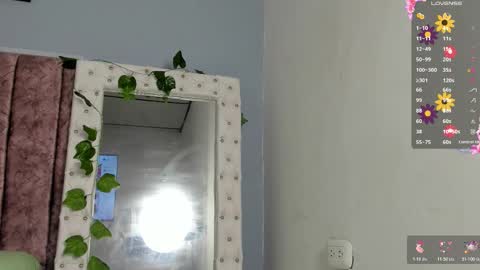 Snapshot of _jasmine_blush chatting on 11.24.25 Jasmine online show from 11.24.25