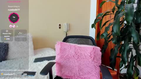 Snapshot of _jeniffer_hot chatting on 12.17.24 Jeniffer hot online show from 12.17.24