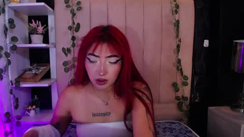 Snapshot of _johana18 chatting on 02.03.25 Mia online show from 02.03.25