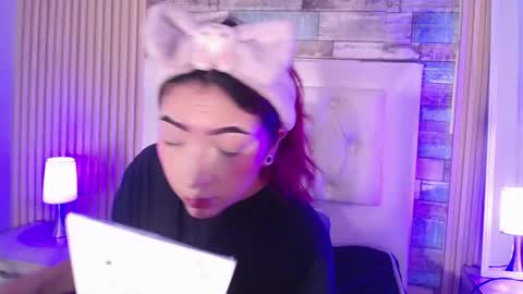 Mia online show from 03.17.26