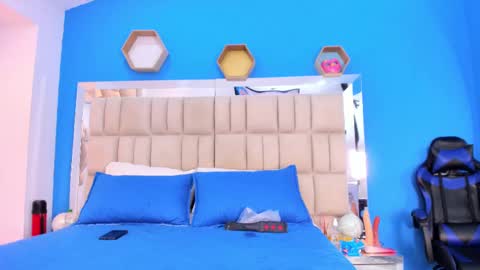 _johnson_alana online show from 09.27.25