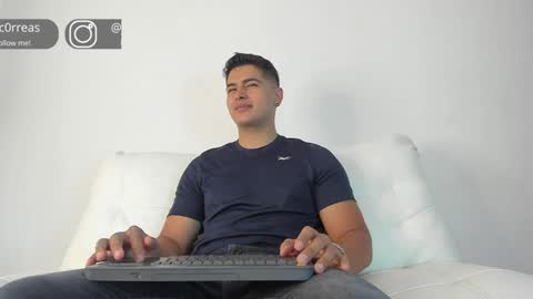 _juanes__ online show from 12.24.24