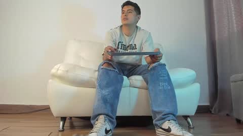 _juanes__ online show from 01.03.25