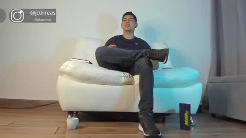 _juanes__ online show from 01.12.25