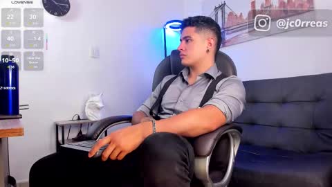 _juanes__ online show from 11.18.25