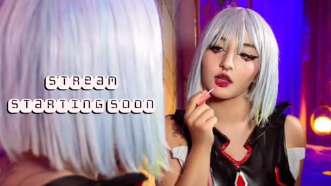 JULIANA online show from 02.04.25