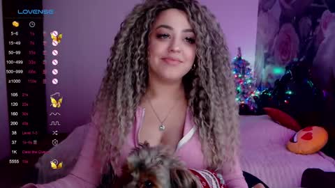 _just_a_queen_3 online show from 12.14.24