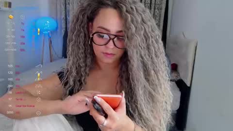 _just_a_queen_3 online show from 11.10.25