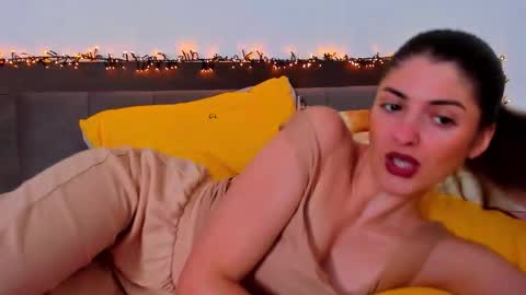 _just_a_simple_girl online show from 11.13.25