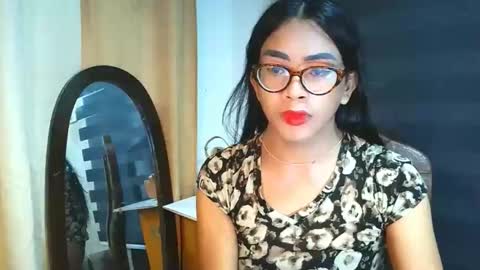 _karie_ online show from 04.28.26