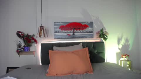 Snapshot of _kathya_spinelli_ chatting on 01.13.25 kathy online show from 01.13.25