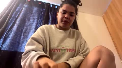 Snapshot of _kathya_spinelli_ chatting on 10.08.25 kathy online show from 10.08.25