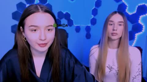 _kellykitten_ online show from 12.16.25