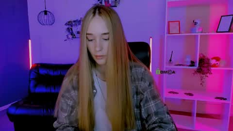 _kellykitten_ online show from 05.11.26