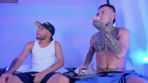 Snapshot of _kevin_xxx chatting on 12.22.25 online show from 12.22.25