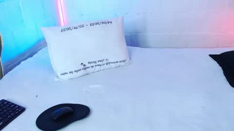 Snapshot of _kheftha_04 chatting on 12.20.24 Nucita online show from 12.20.24