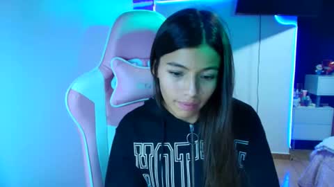 khloe sweet online show from 05.25.26