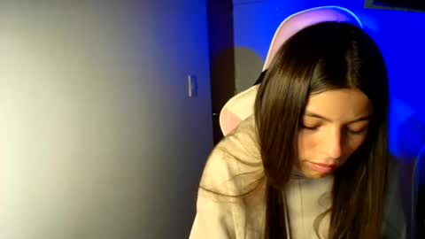 khloe sweet online show from 06.03.26