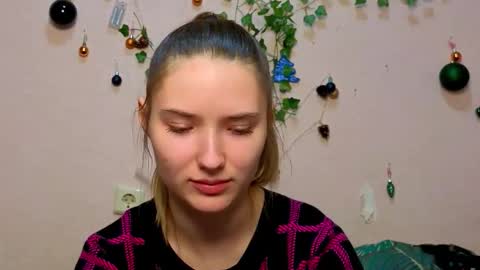 _kikiclark_ online show from 02.05.26