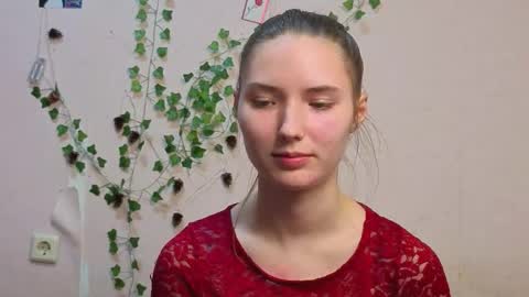 _kikiclark_ online show from 02.28.26