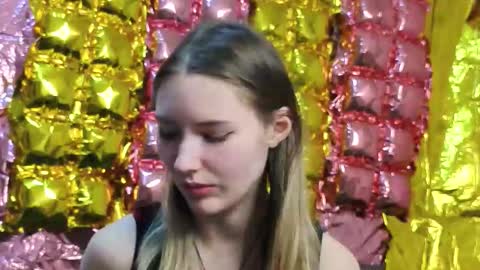 _kikiclark_ online show from 03.15.26