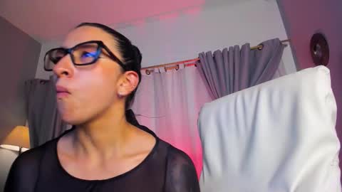 Kiraaaa 0 online show from 02.10.26