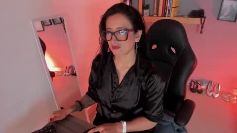 Kiraaaa 0 online show from 02.19.26