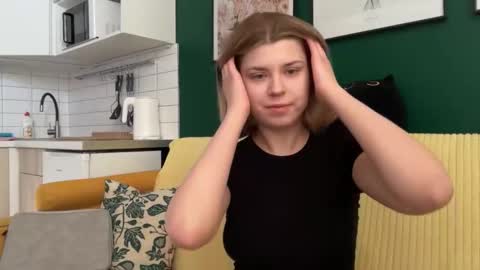 Molly   Emily online show from 03.14.26