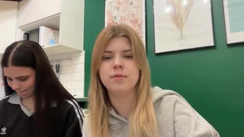 Molly   Emily online show from 03.16.26